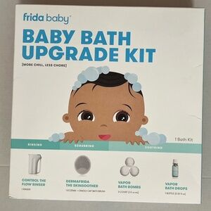 Frida Baby Baby Bath Upgrade Kit | Infant and Toddler Bath Essentials, Rinser